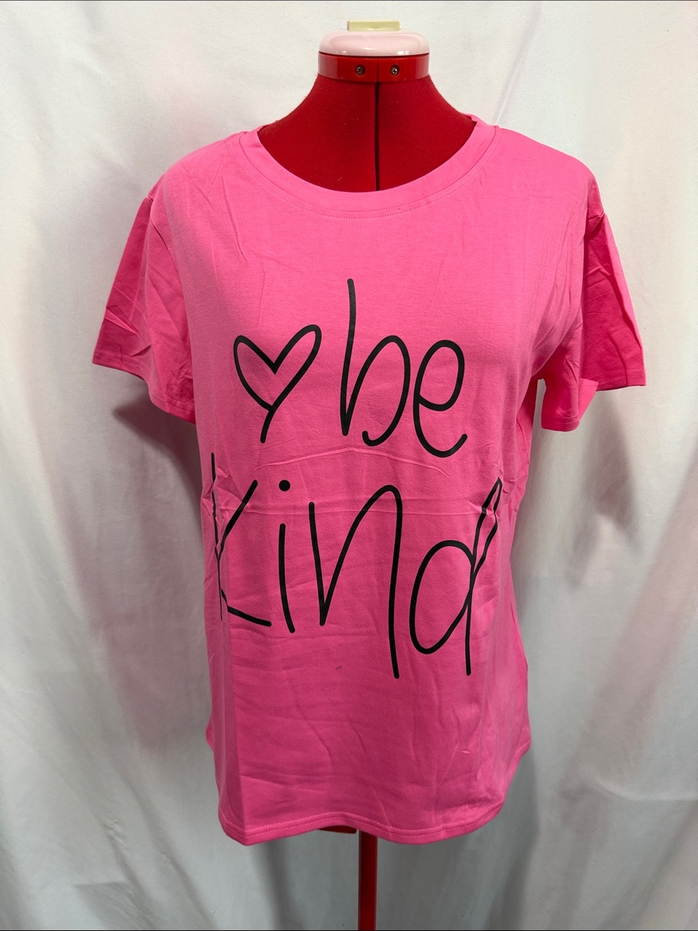 Women's Pink 'Be Kind' Short Sleeve Graphic Tee